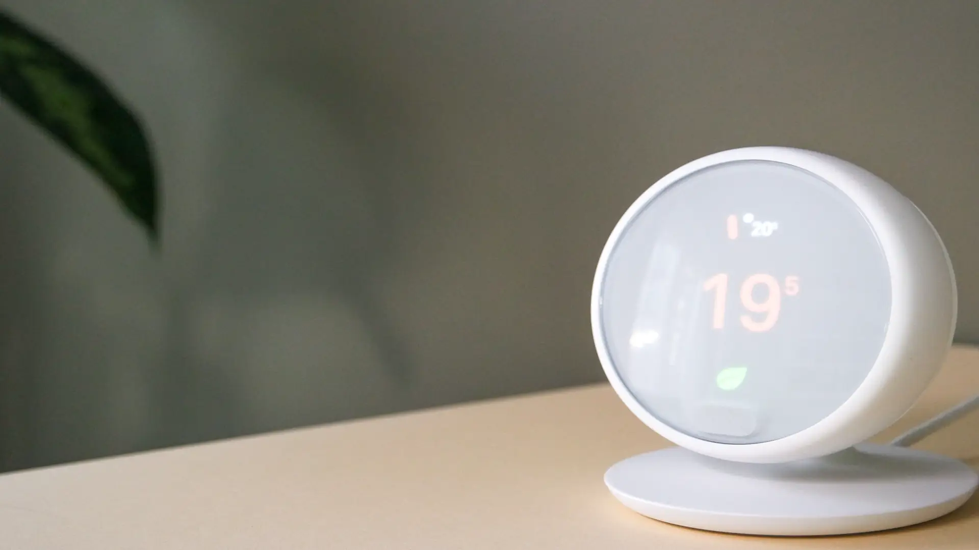 Modern technology thermostat with voice control