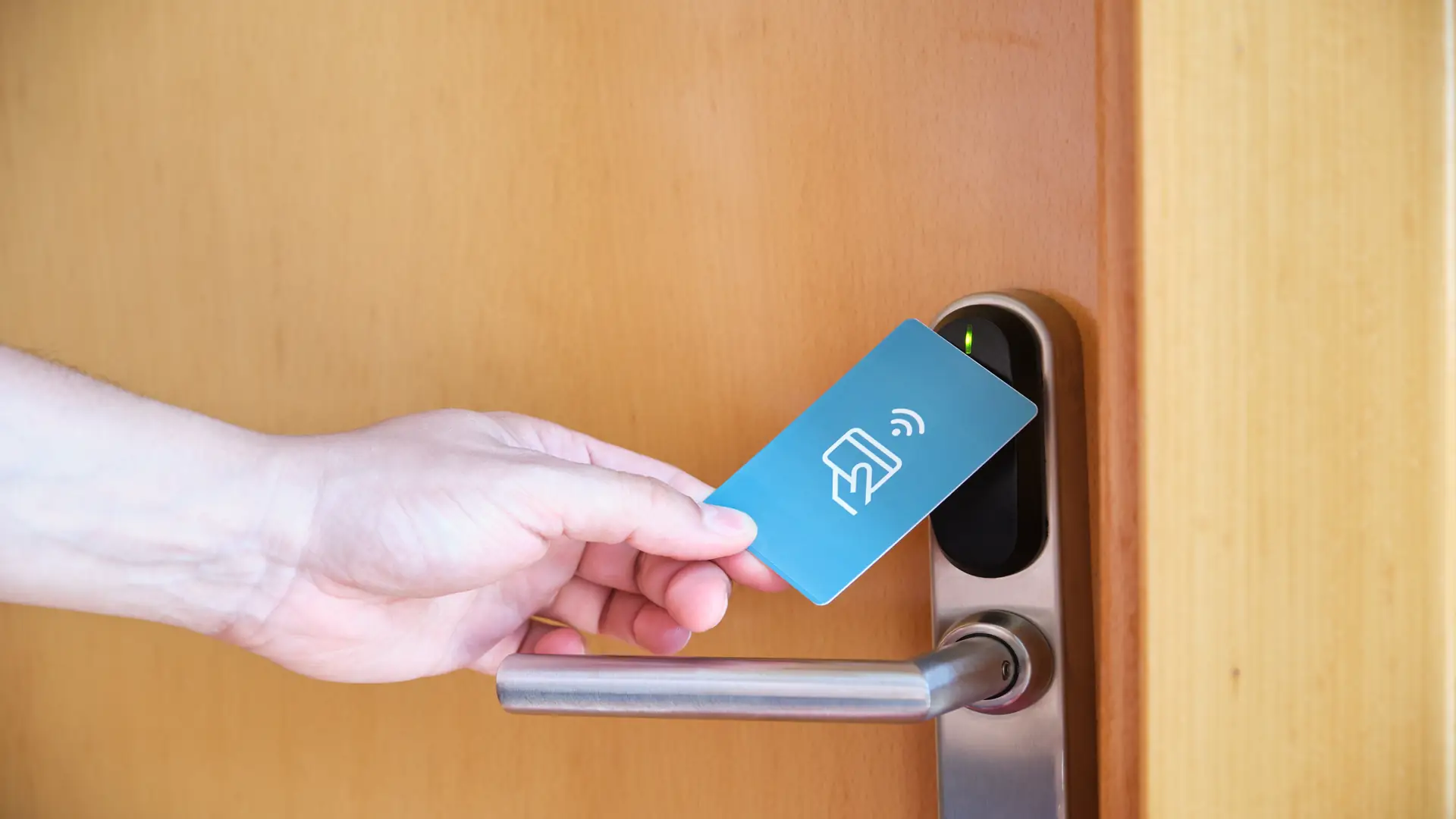 Hand opening hotel room electronic lock